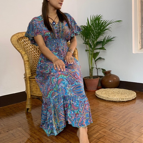 Paisley Print Half Butterfly Sleeves Midi Dress - Picture 3 of 14